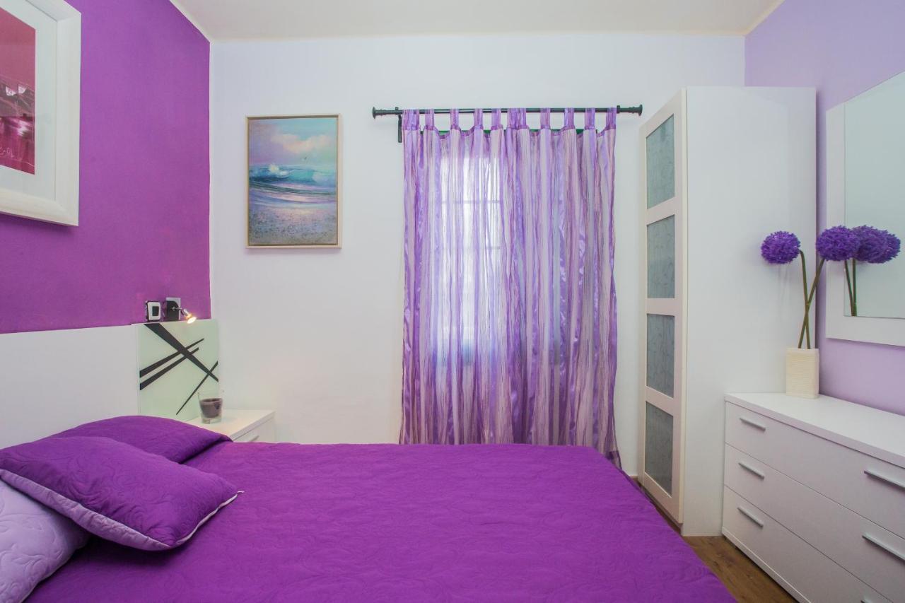 Apartamentos Haria En Puerto Del Carmen Tías Esterno foto
