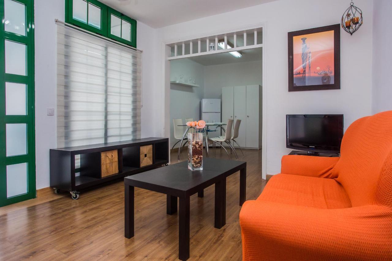 Apartamentos Haria En Puerto Del Carmen Tías Esterno foto