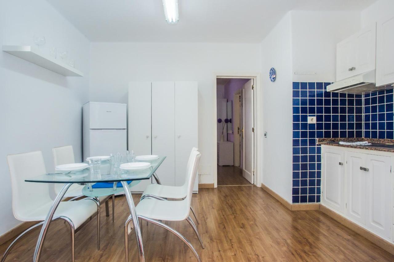 Apartamentos Haria En Puerto Del Carmen Tías Esterno foto
