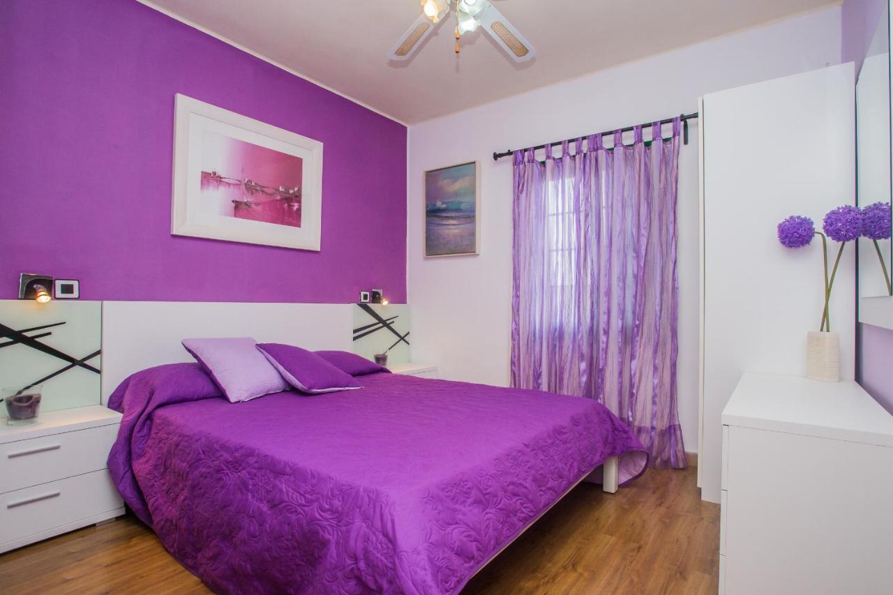 Apartamentos Haria En Puerto Del Carmen Tías Esterno foto