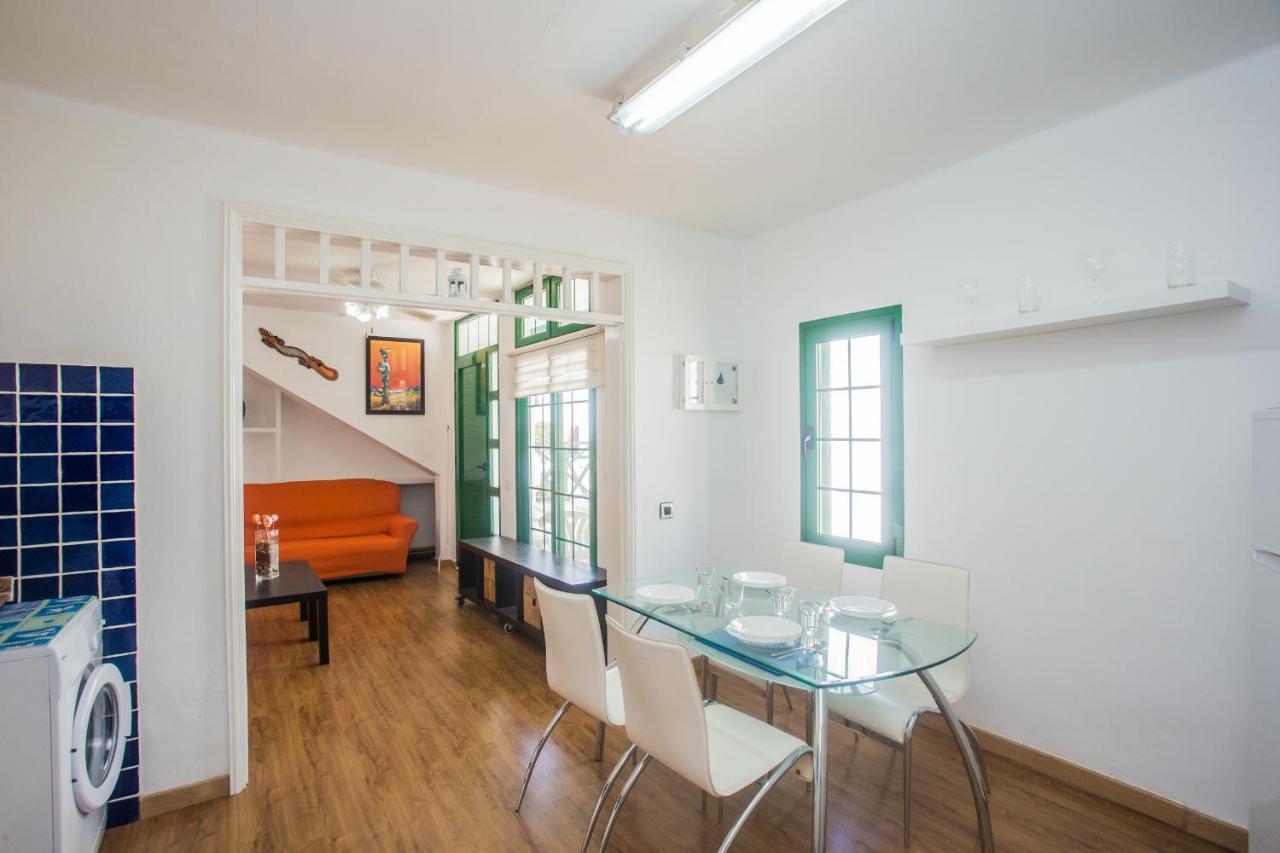 Apartamentos Haria En Puerto Del Carmen Tías Esterno foto