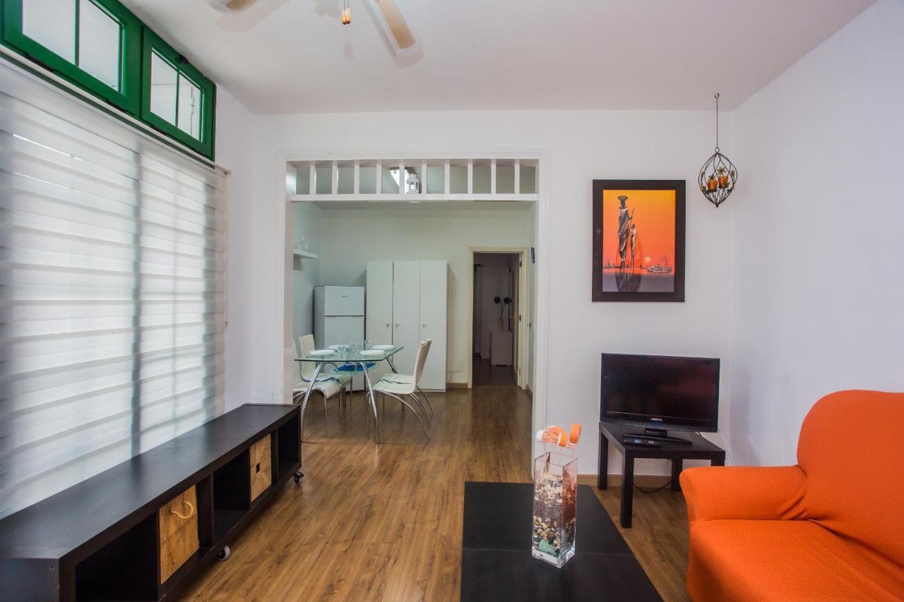 Apartamentos Haria En Puerto Del Carmen Tías Esterno foto