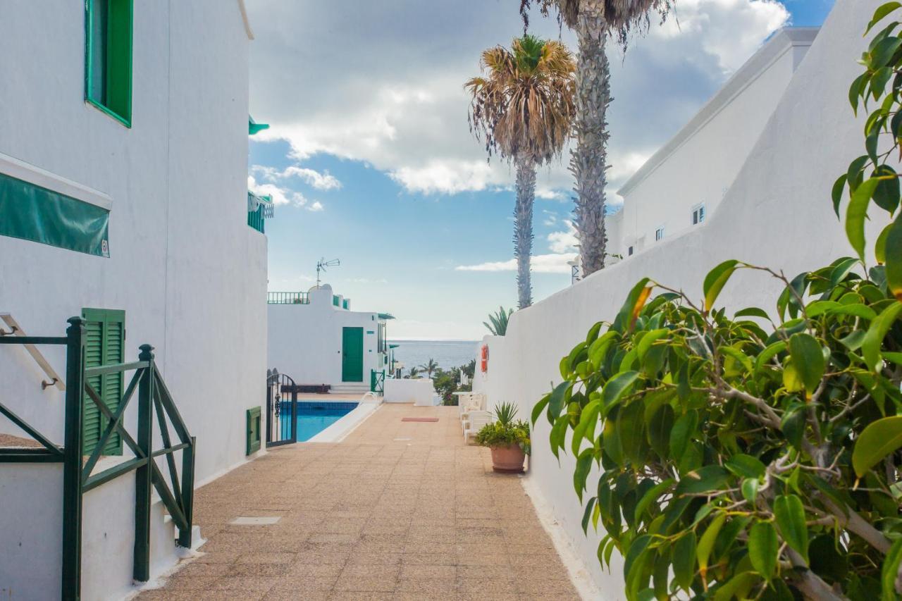 Apartamentos Haria En Puerto Del Carmen Tías Esterno foto